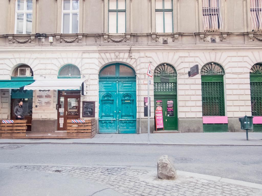 Goldcentral Apartment Gozsdu Budapest Exterior photo